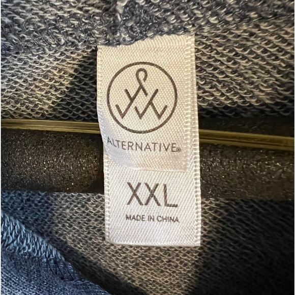 Alternative Men’s Light Hoodie/ XXL - Picture 3 of 3
